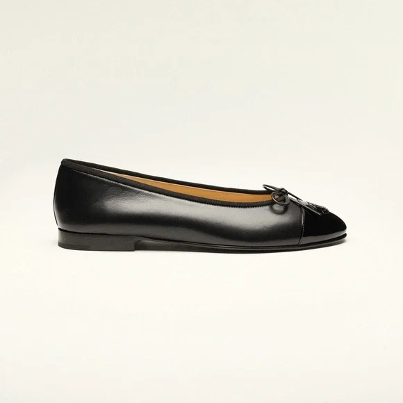 SOLD! Chanel Lambskin Ballet Flats - Picture 3 of 15